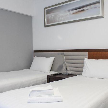 Heathrow Lodge Хитроу Экстерьер фото