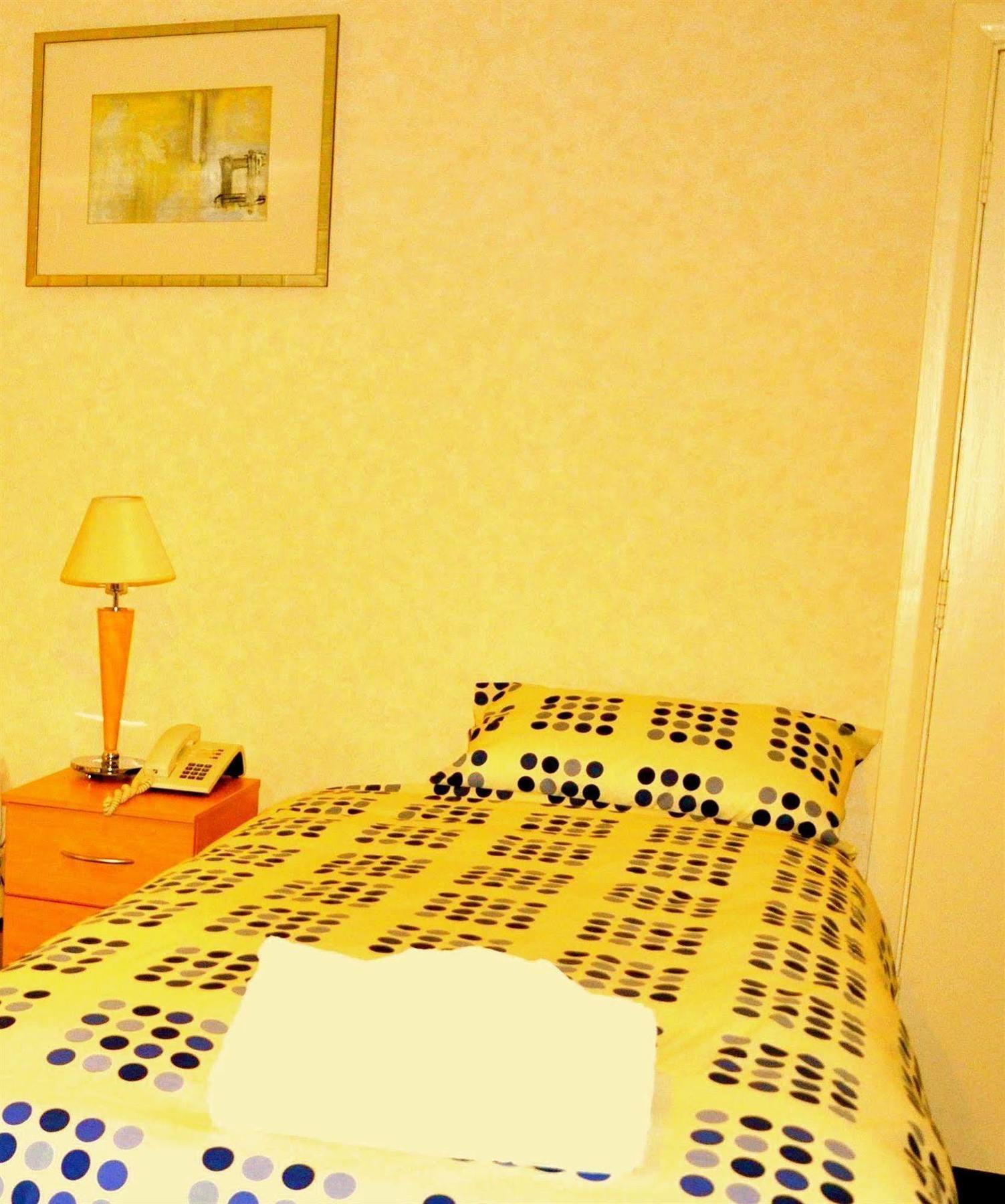 Heathrow Lodge Хитроу Экстерьер фото