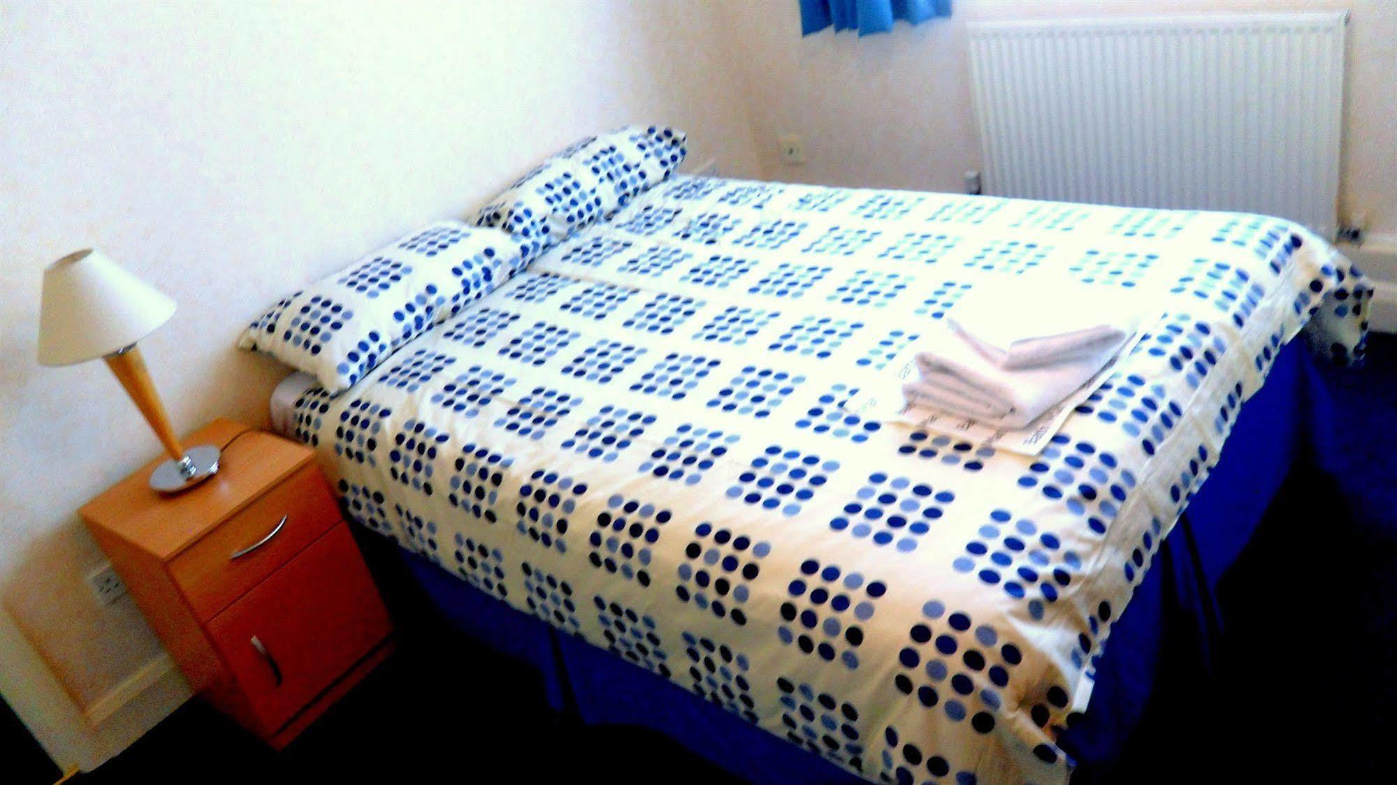 Heathrow Lodge Хитроу Экстерьер фото