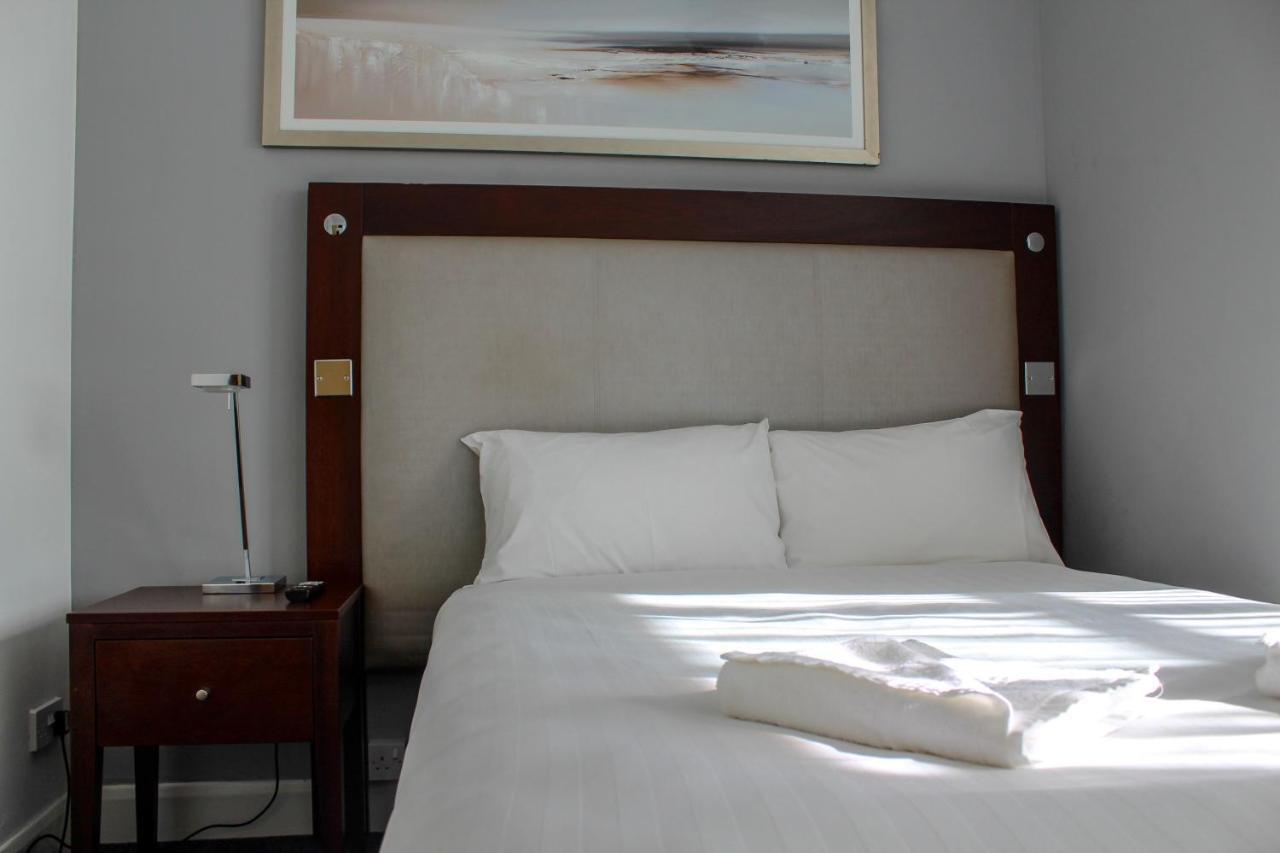 Heathrow Lodge Хитроу Экстерьер фото